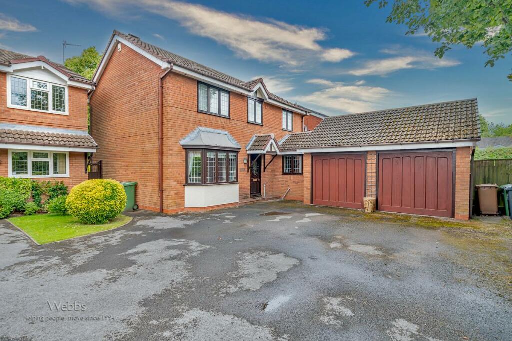 4 bed Detached