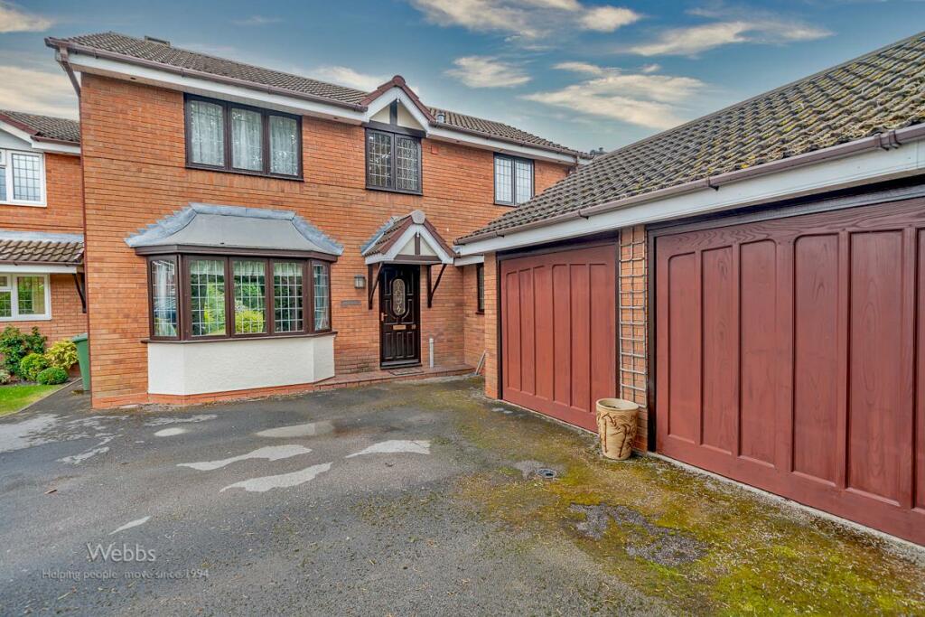 4 bed Detached