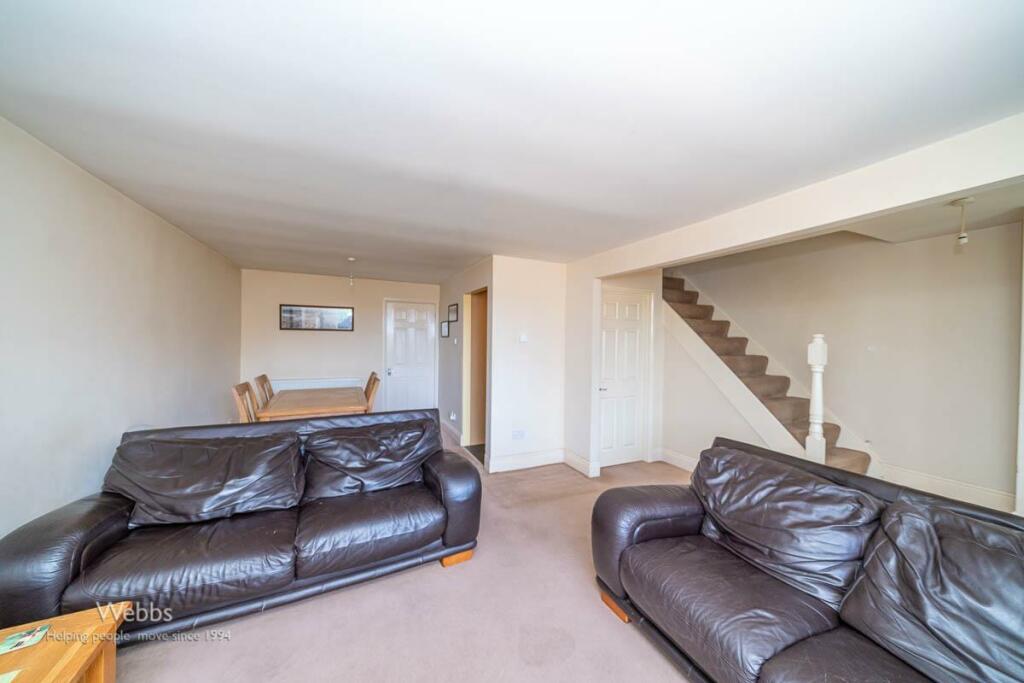 3 bed End of Terrace