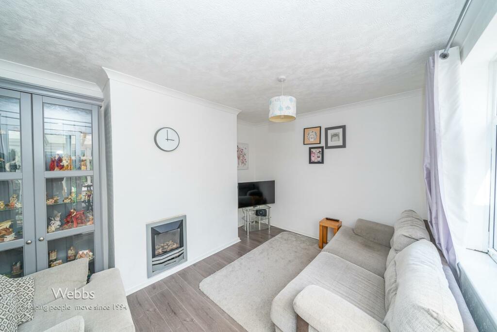3 bed Semi-Detached