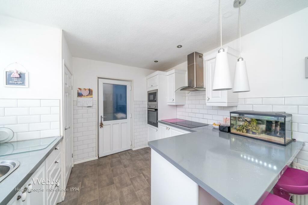 3 bed Semi-Detached