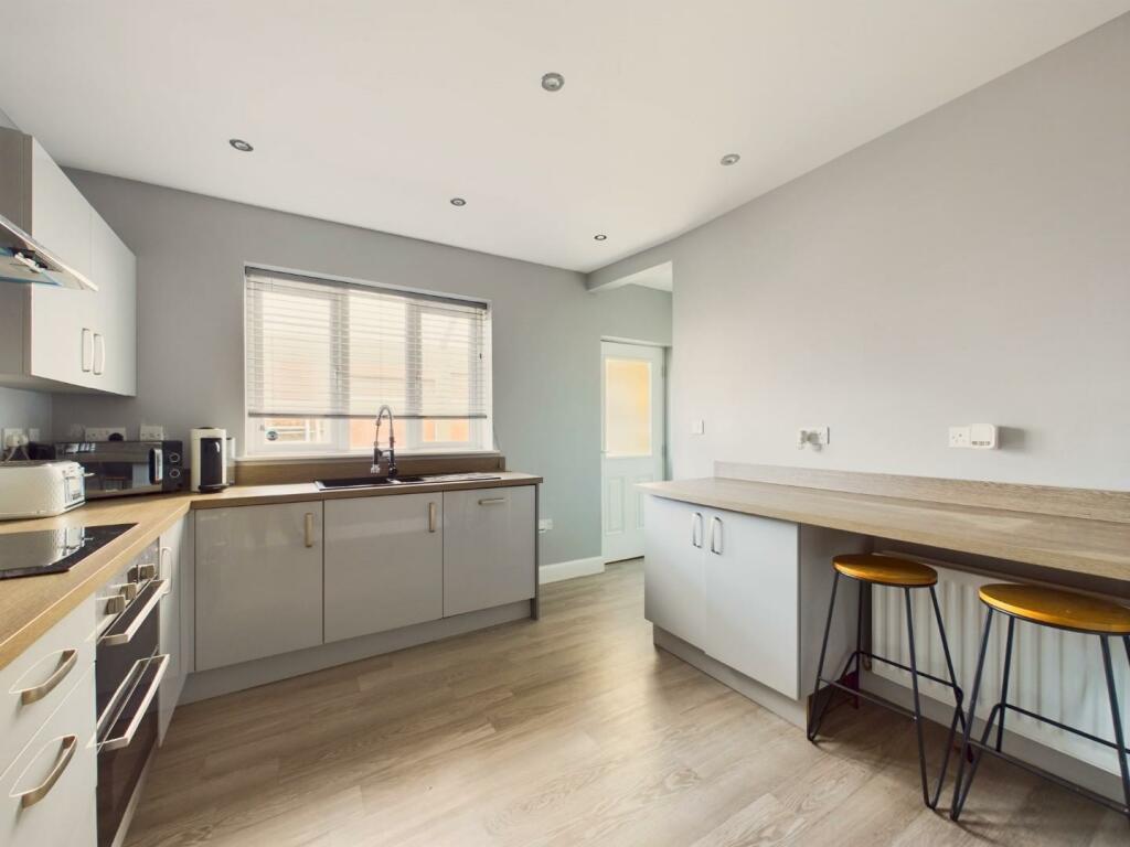 3 bed Detached