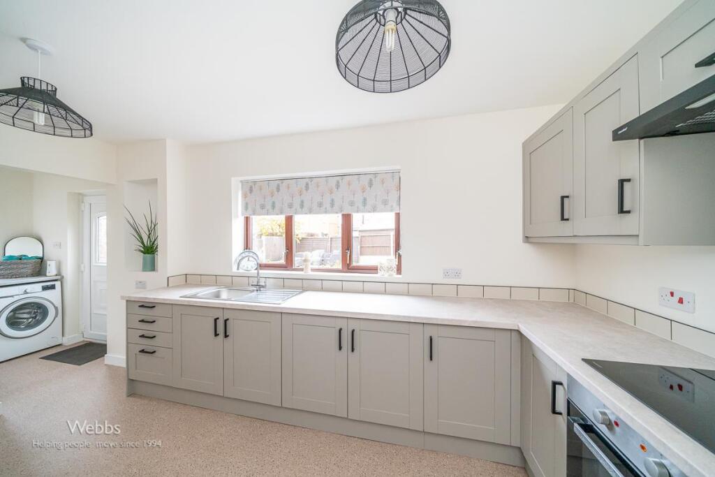 3 bed Semi-Detached