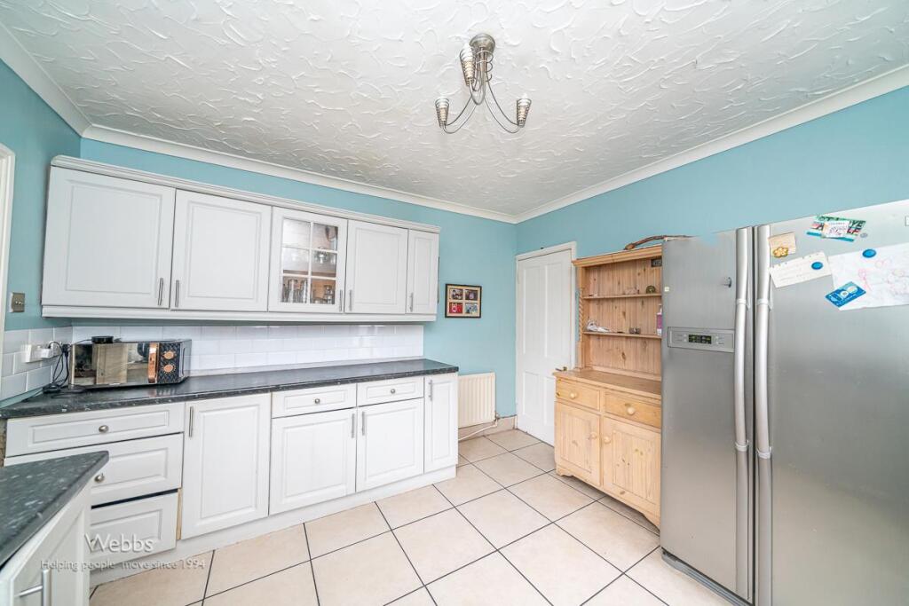 2 bed Detached