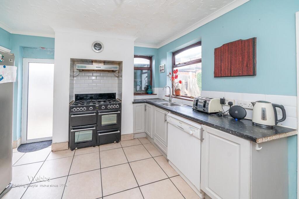 2 bed Detached