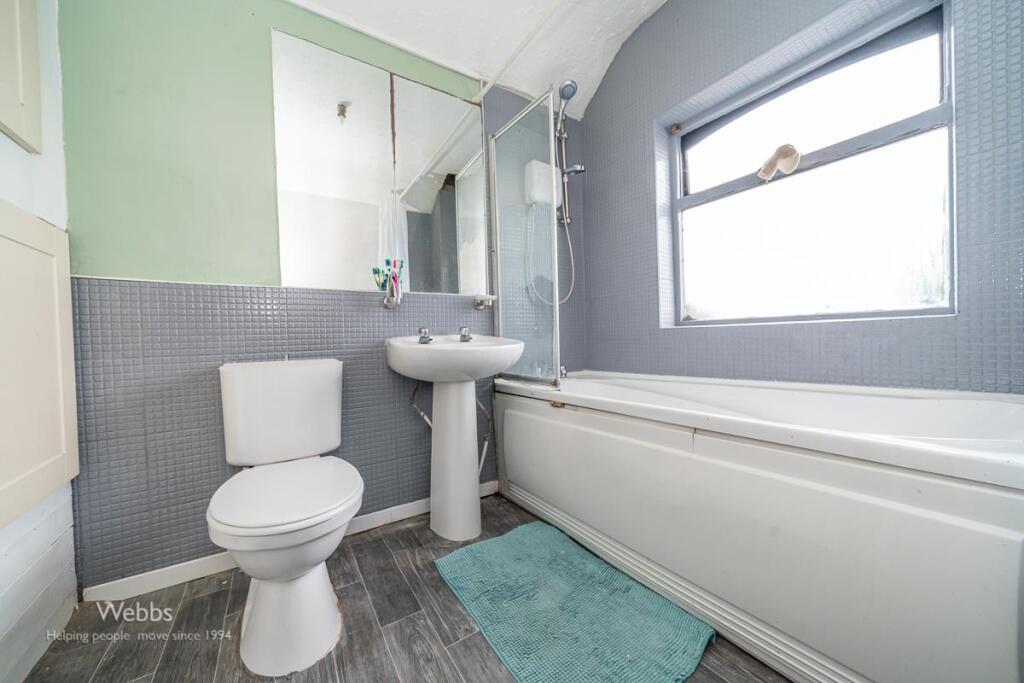 2 bed Detached