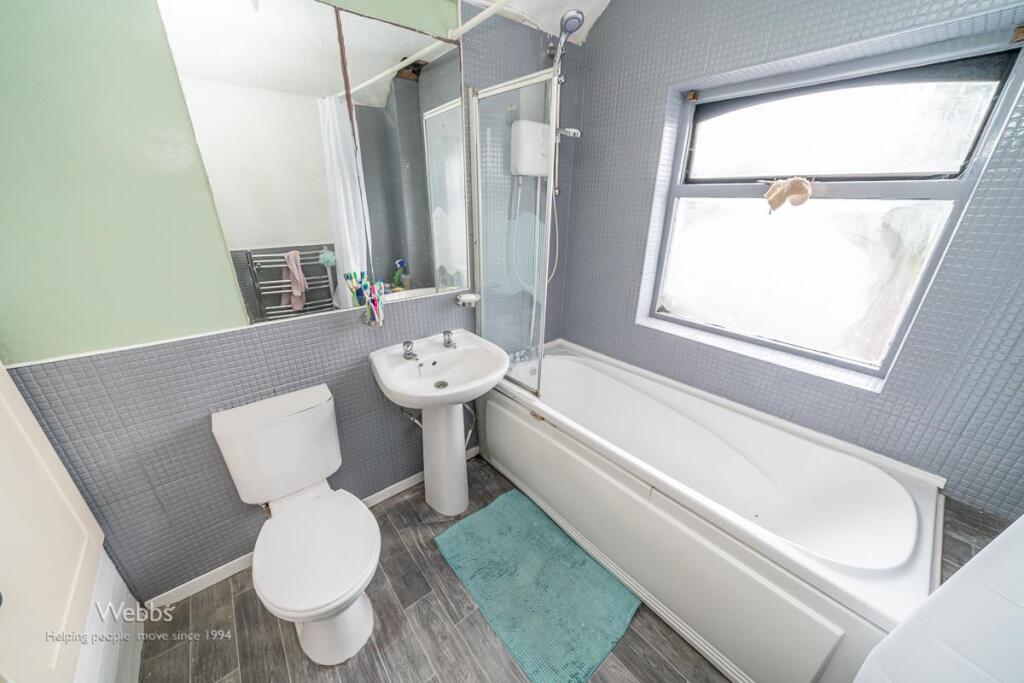 2 bed Detached