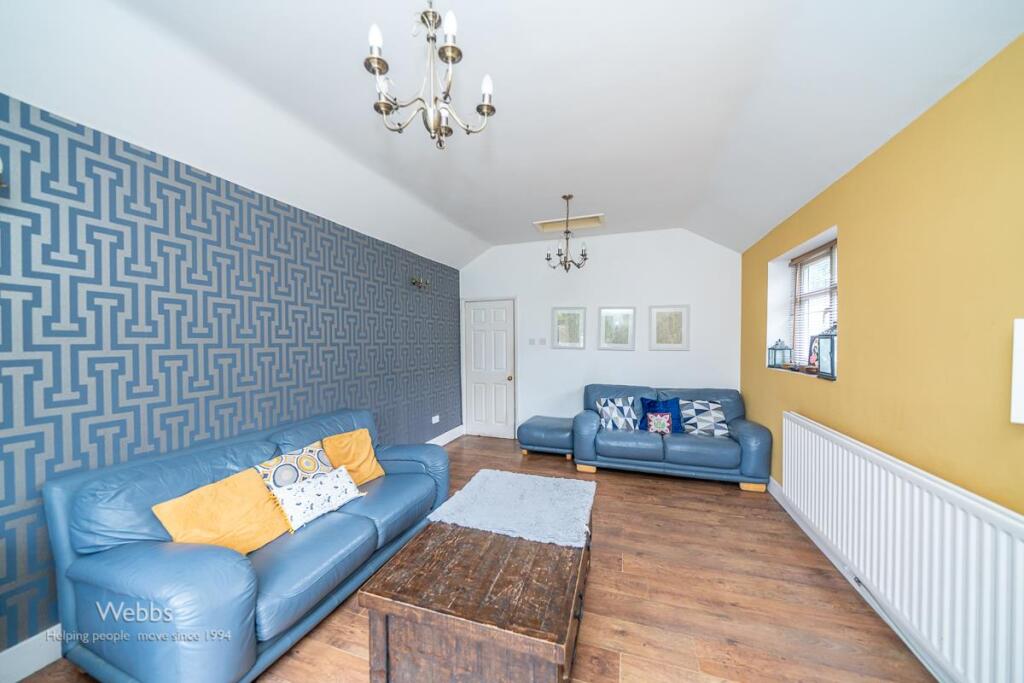 2 bed Detached