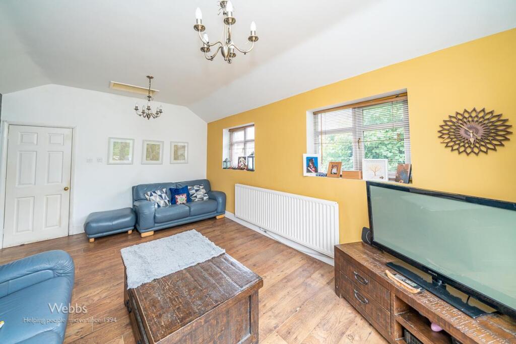 2 bed Detached