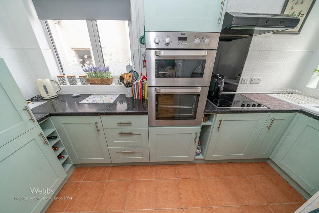 2 bed Semi-Detached