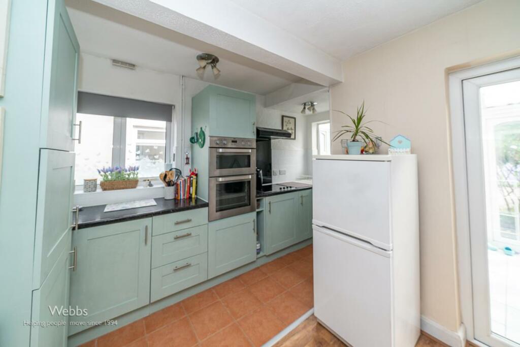 2 bed Semi-Detached