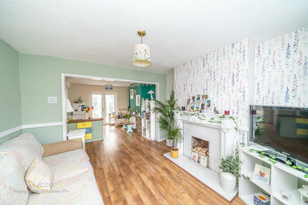 2 bed Semi-Detached