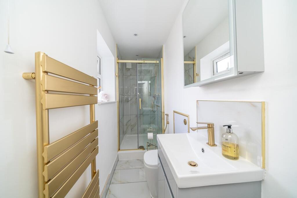 3 bed House