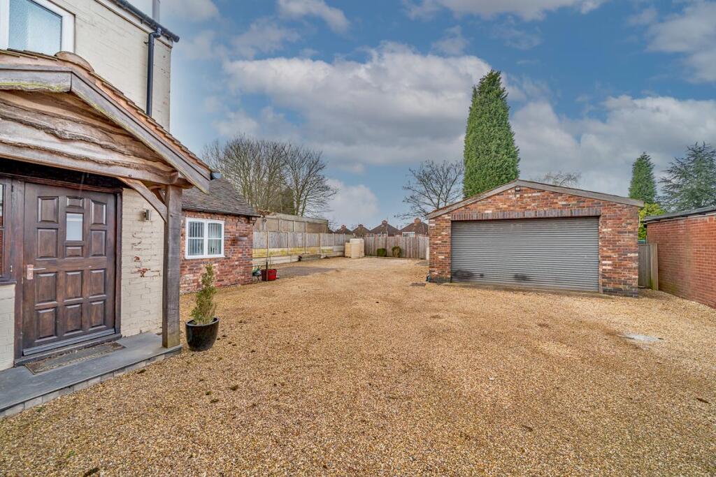 3 bed House