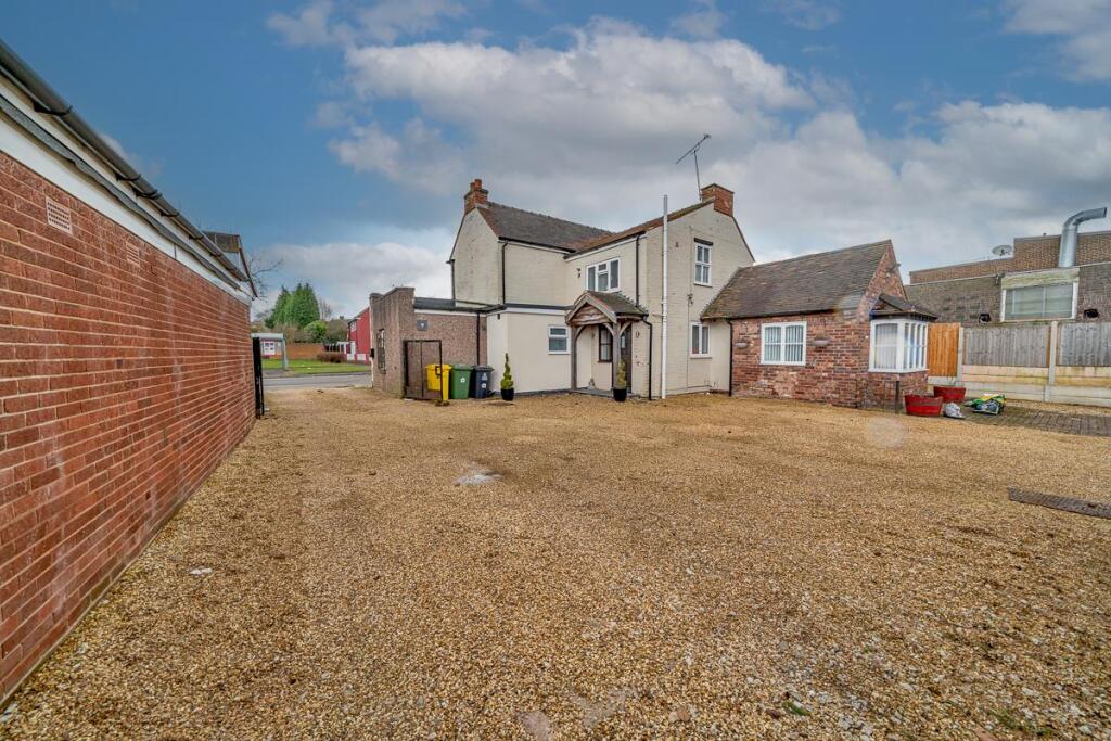 3 bed House