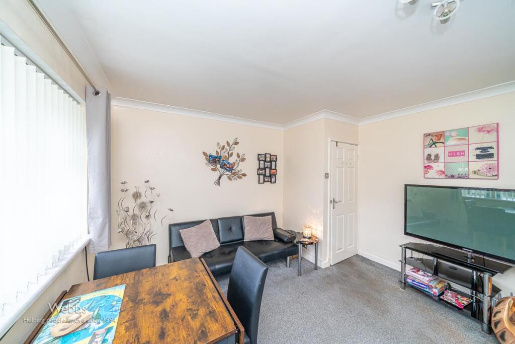 4 bed Detached Bungalow