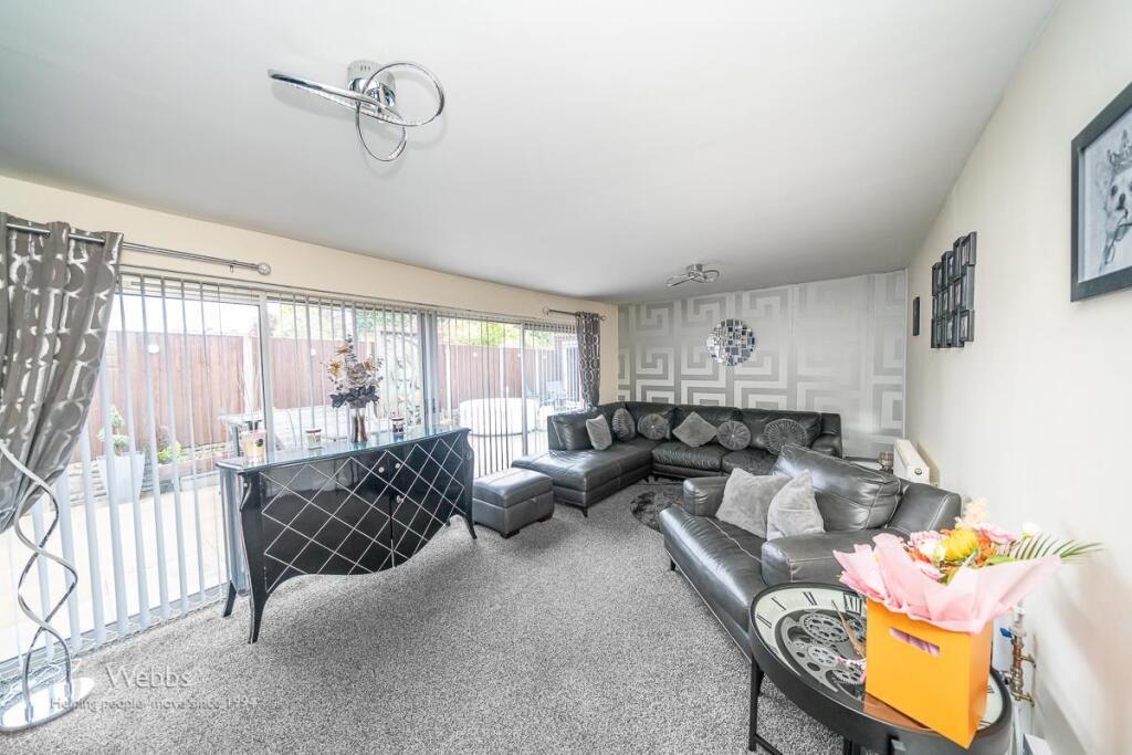 4 bed Detached Bungalow