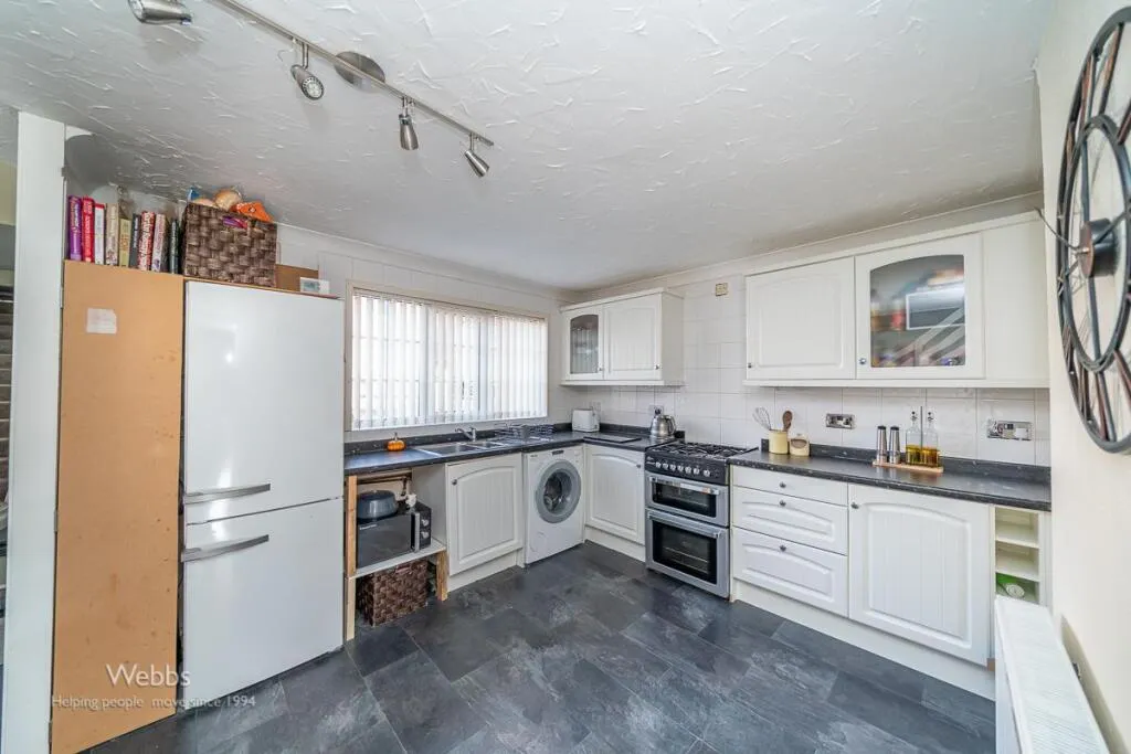 3 bed Semi-Detached