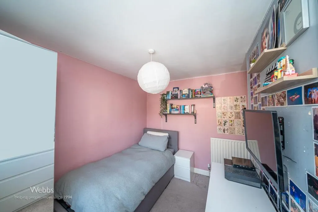 3 bed Semi-Detached