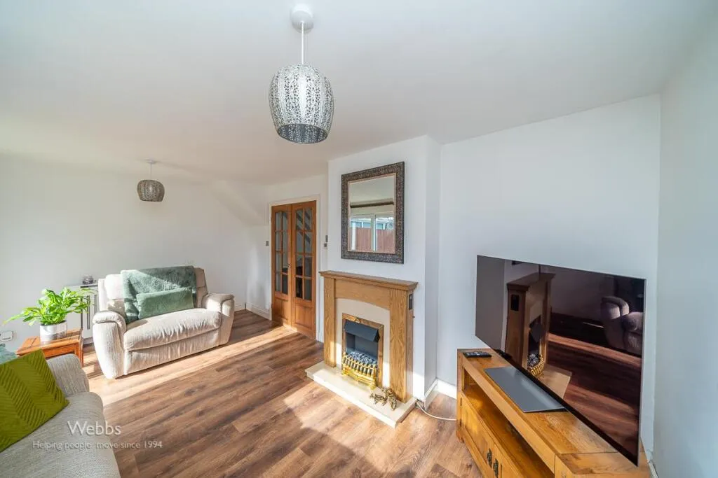 3 bed Semi-Detached