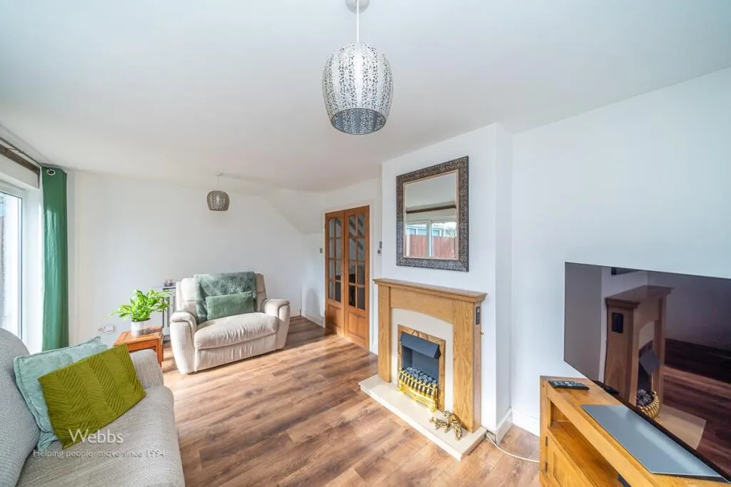 3 bed Semi-Detached