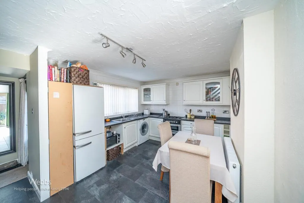 3 bed Semi-Detached