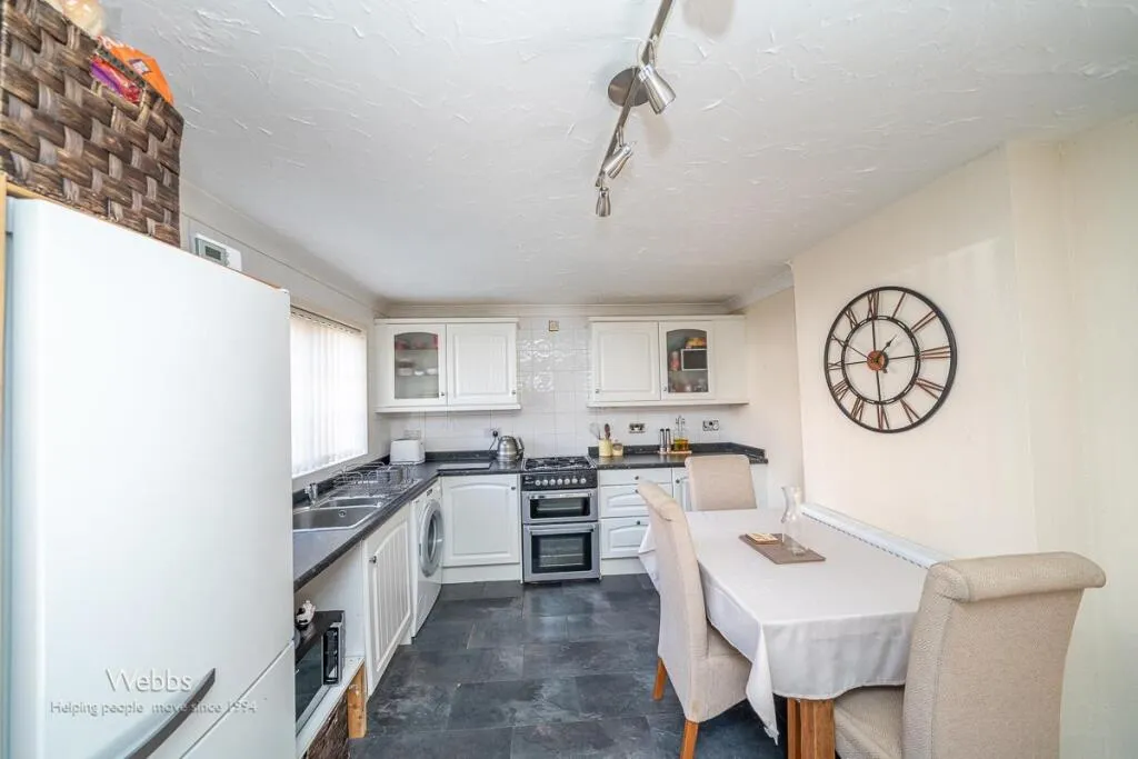 3 bed Semi-Detached