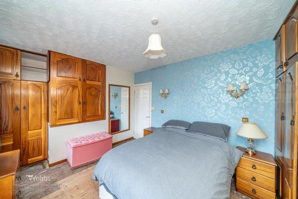2 bed Semi-Detached