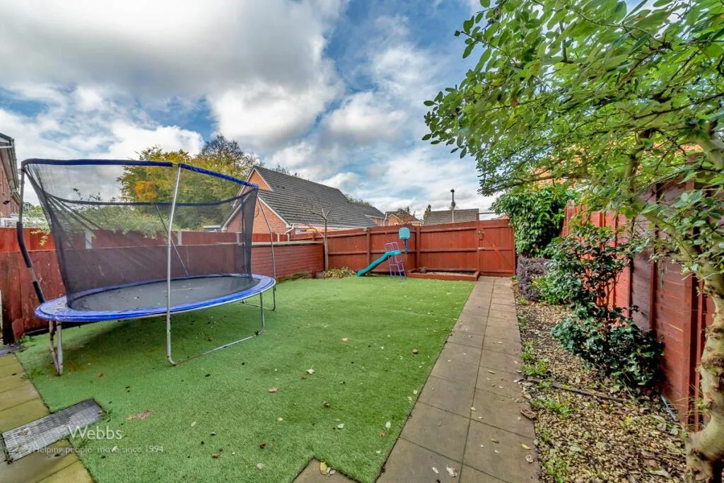 4 bed Town House