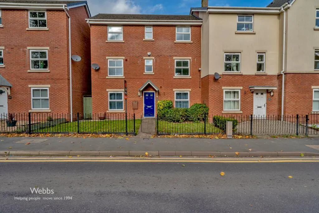 4 bed Town House
