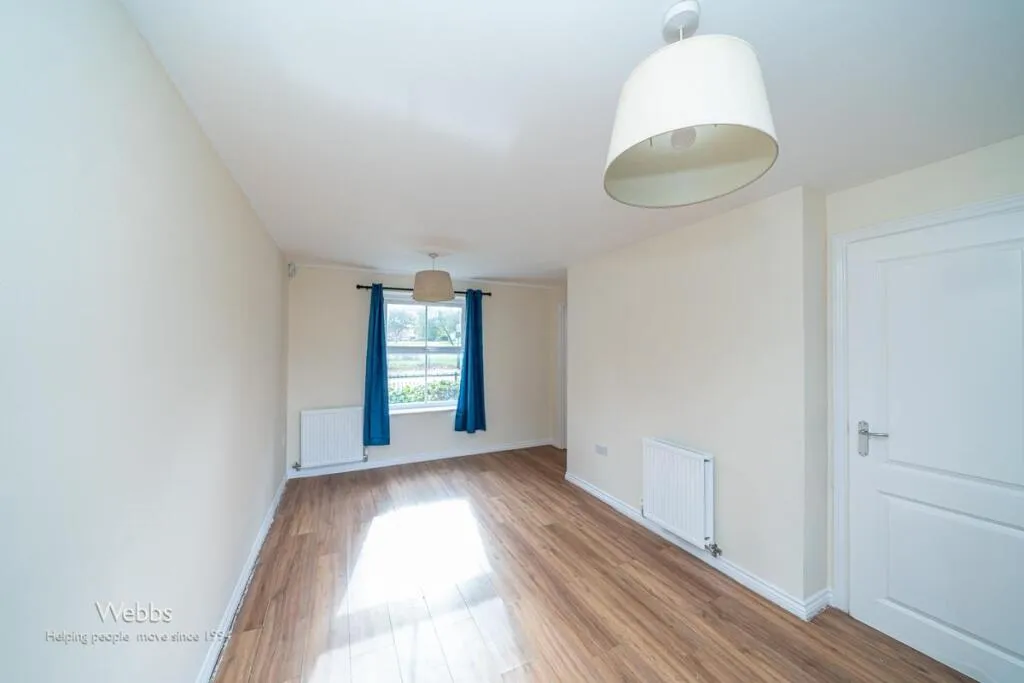 4 bed Town House