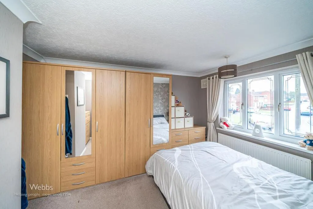 3 bed Semi-Detached