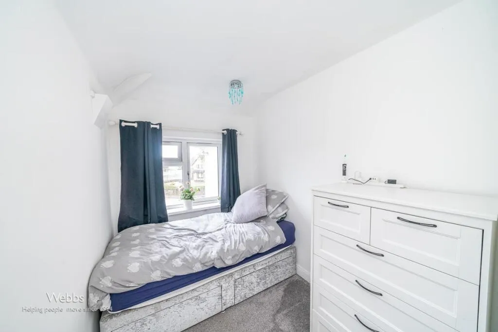 3 bed Semi-Detached