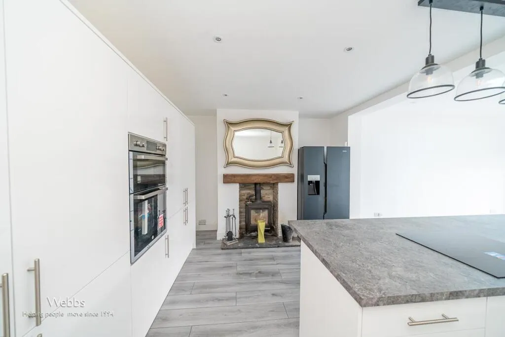 3 bed Semi-Detached