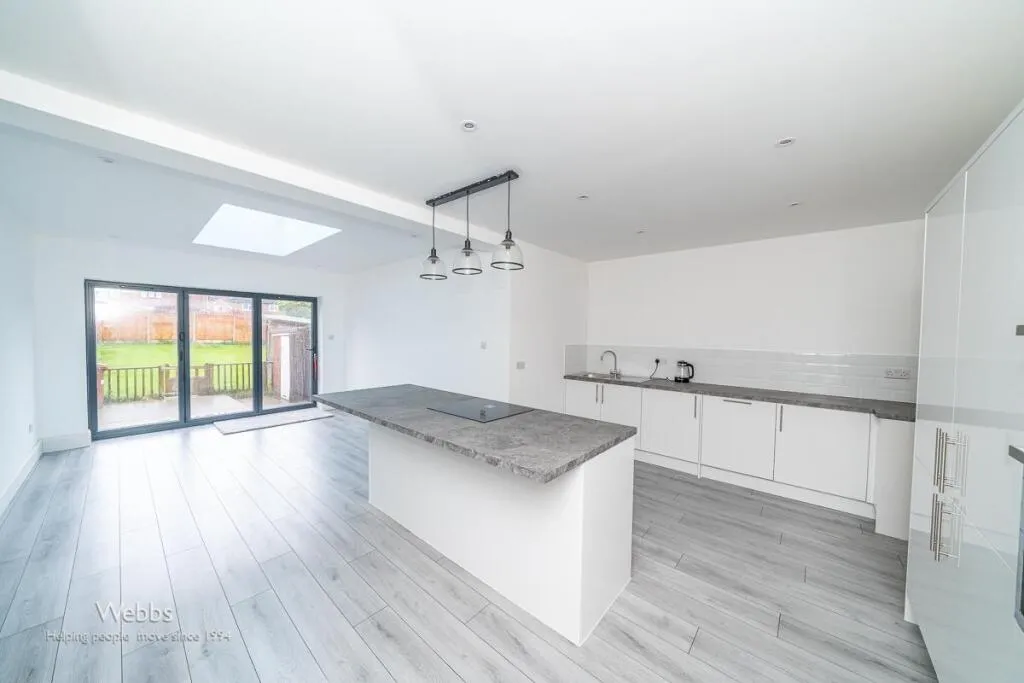 3 bed Semi-Detached
