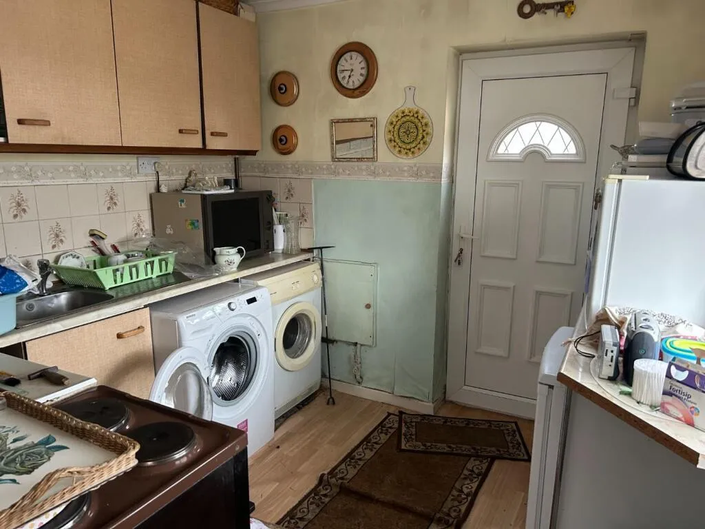 2 bed Semi-Detached Bungalow