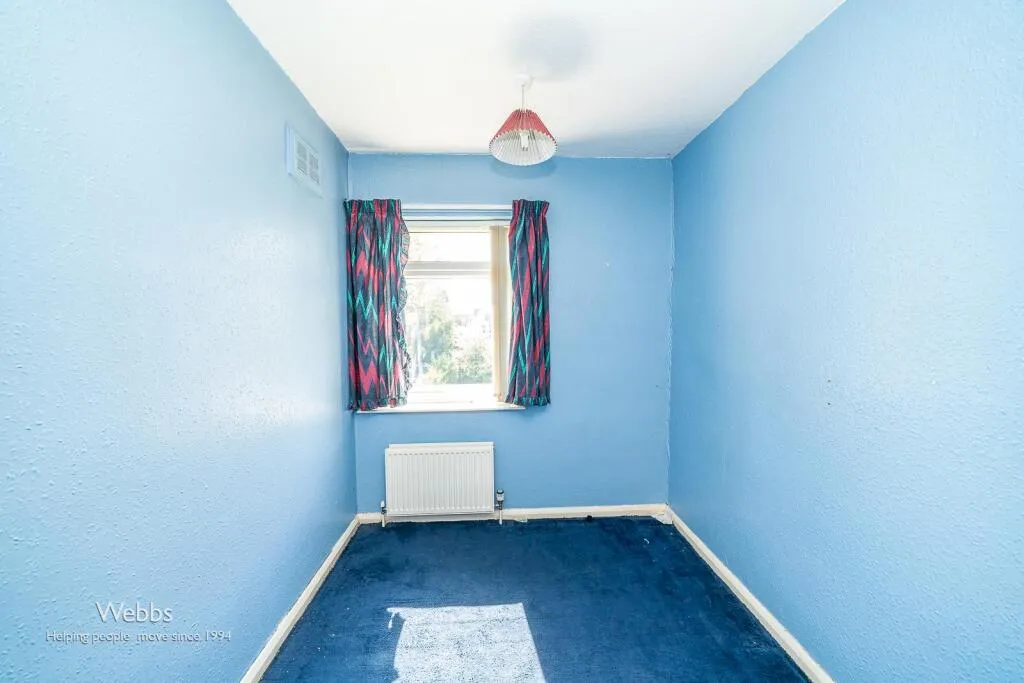 4 bed Semi-Detached