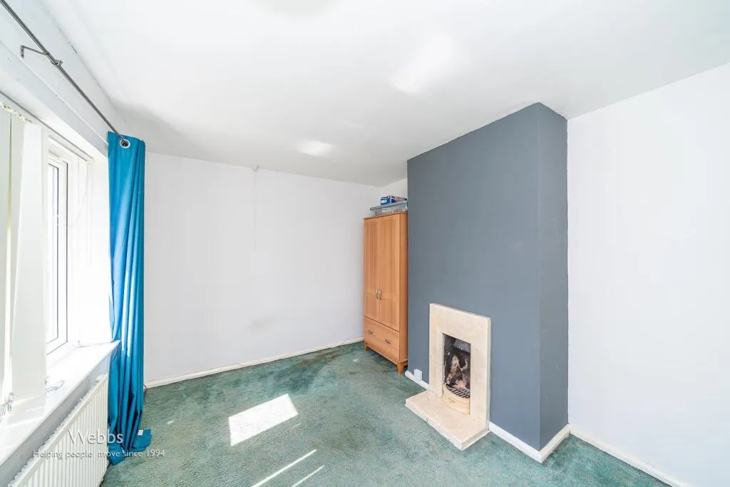4 bed Semi-Detached