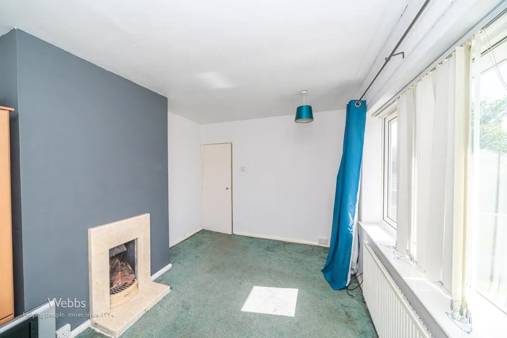 4 bed Semi-Detached