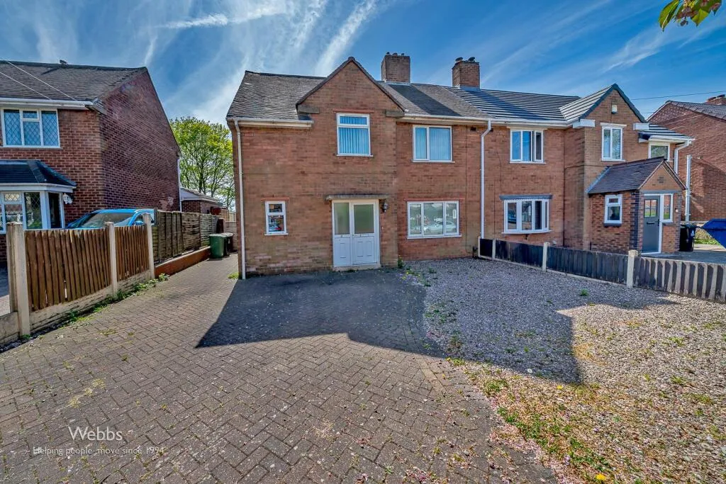 4 bed Semi-Detached