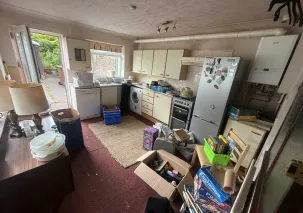 2 bed End of Terrace