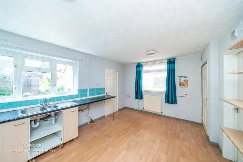 3 bed Semi-Detached