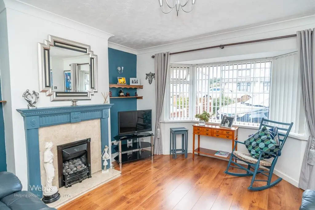 3 bed Semi-Detached