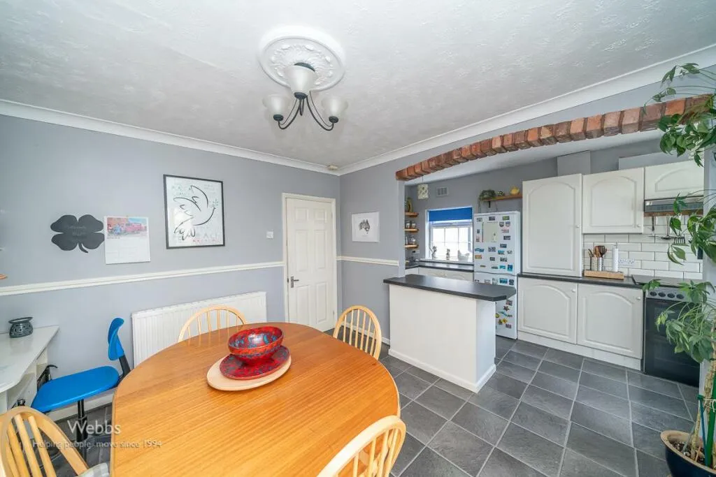 3 bed Semi-Detached