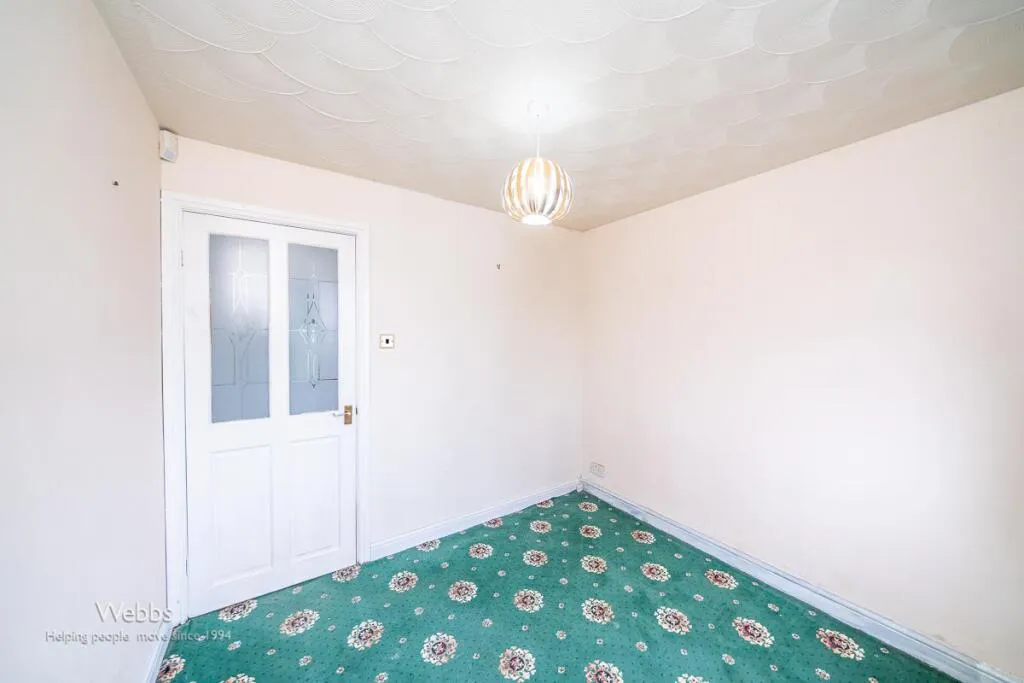 2 bed Semi-Detached Bungalow
