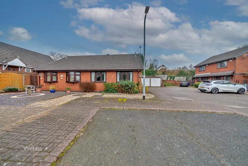 2 bed Semi-Detached Bungalow