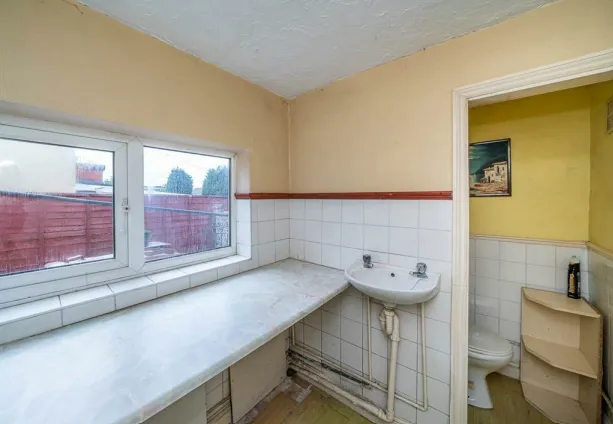 2 bed Detached