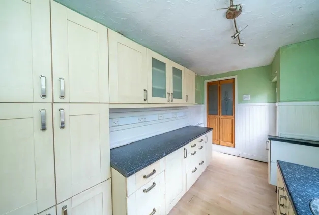 2 bed Detached
