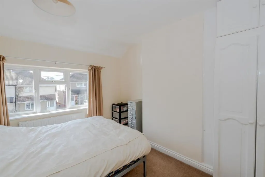 3 bed Semi-Detached