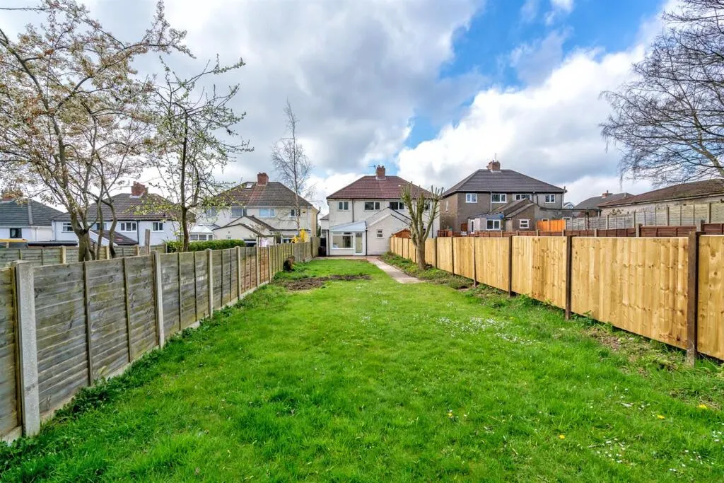 3 bed Semi-Detached